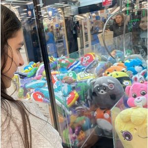 Meet your Posher, Naomi